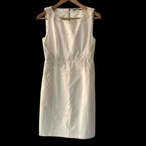 Elie Tahari White Zip Back Stretchy Sleeveless Shift Estelle‎ Dress NWT Size 4